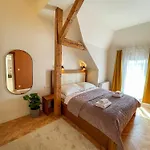 Stupartska - Attic Old Town