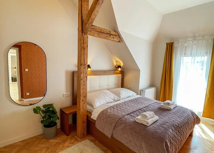 Stupartska - Attic Old Town