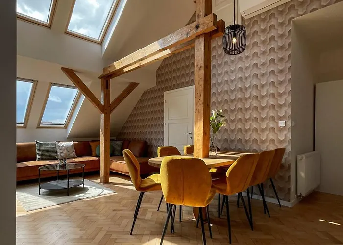 Stupartska - Attic Old Town Апарт-отель 4*