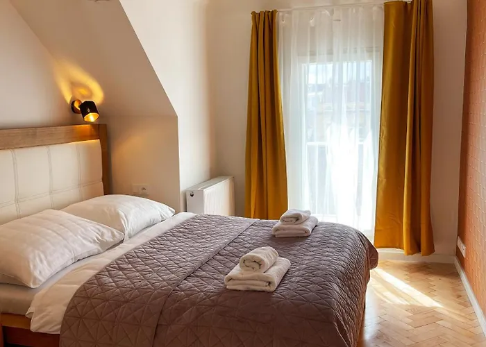 Апарт-отель Stupartska - Attic Old Town