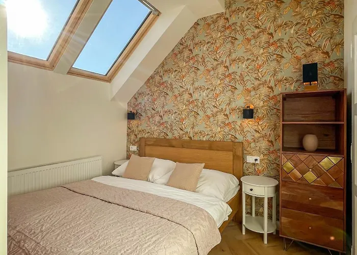 Stupartska - Attic Old Town Апарт-отель 4*
